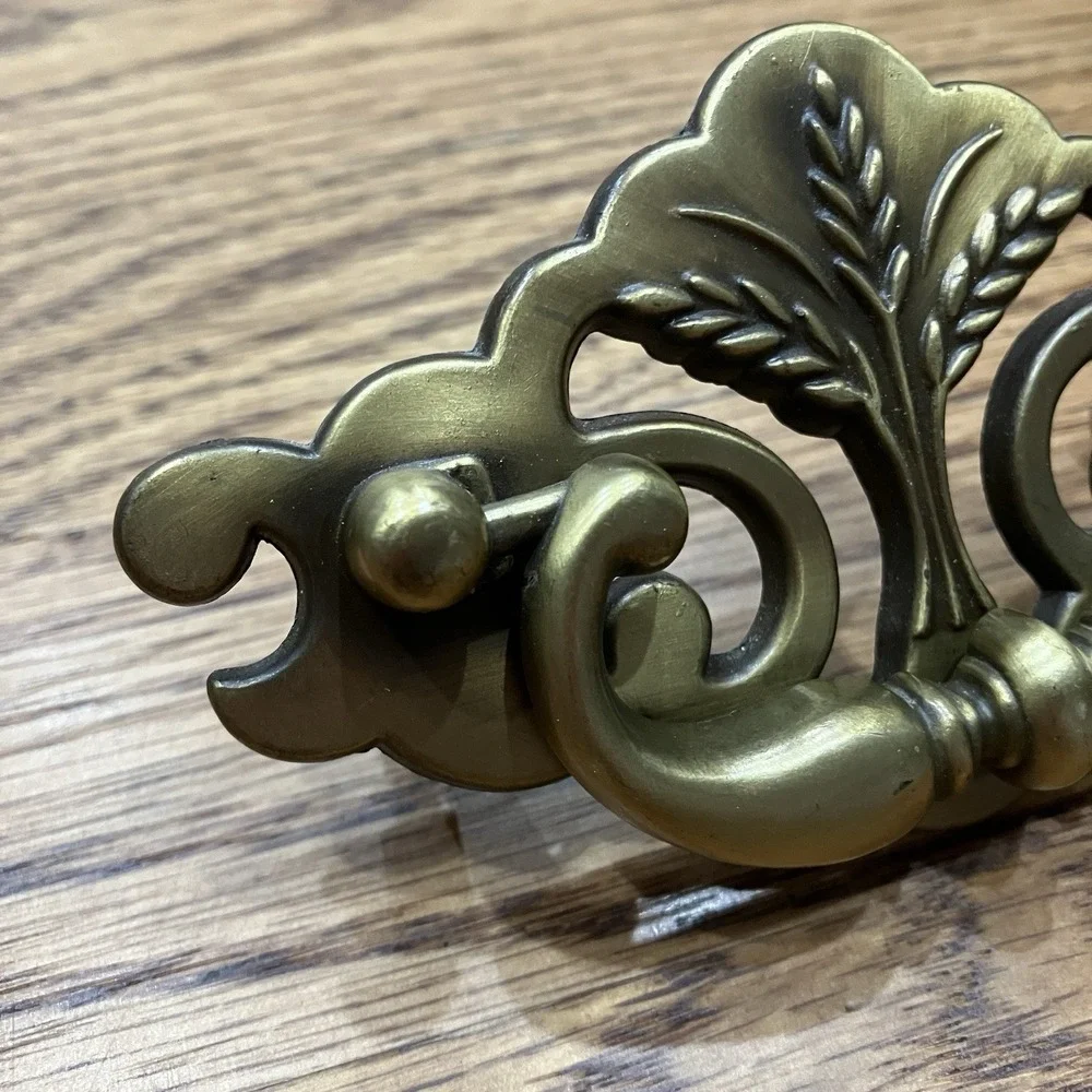 Set Of 6 Vintage Continental Brass Plated Drawer Pulls Wheat Pattern Salvaged